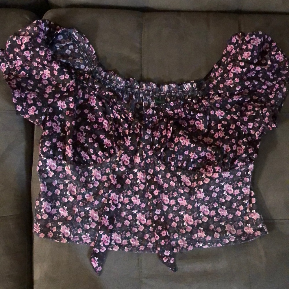 Pinup Floral Crop Top